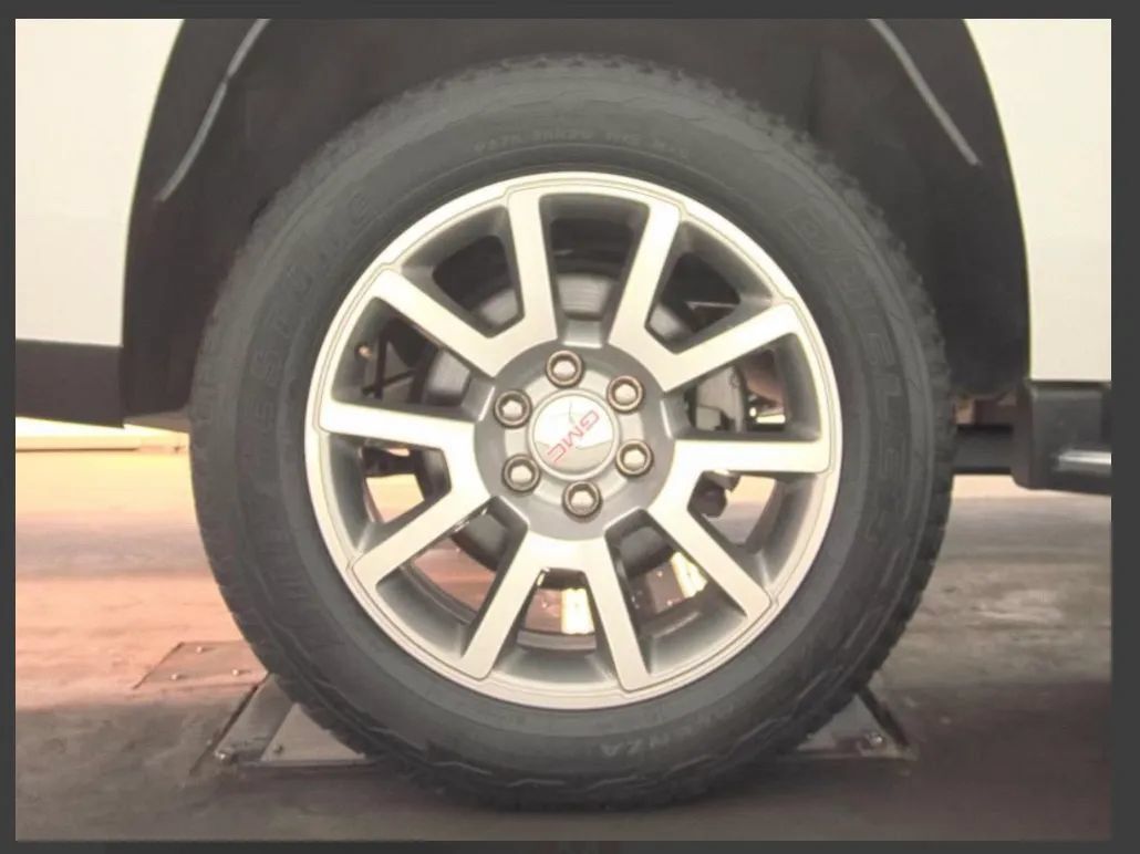 Used 2018 GMC Yukon Denali AWD/4WD image 11