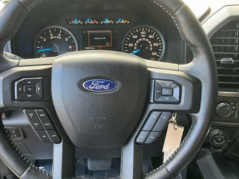 Used 2017 Ford F150 XLT w/ Equipment Group 302A Luxury AWD/4WD image 7