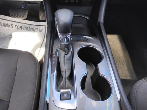 Used 2025 Chevrolet Malibu LT FWD image 24