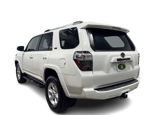 Used 2022 Toyota 4Runner SR5 image 4