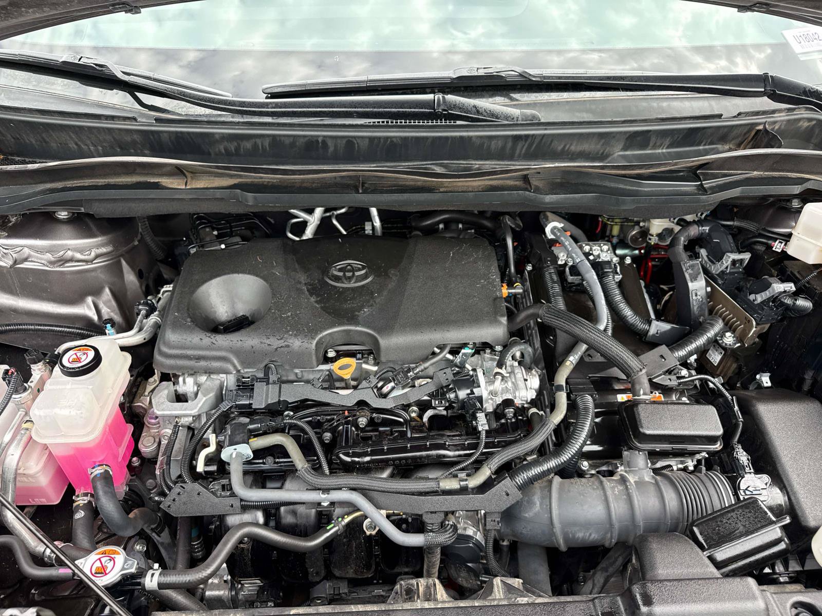 Used 2024 Toyota Sienna XLE FWD image 9