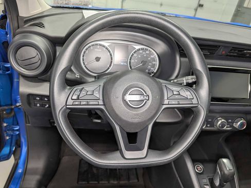 Used 2023 Nissan Kicks S image 34