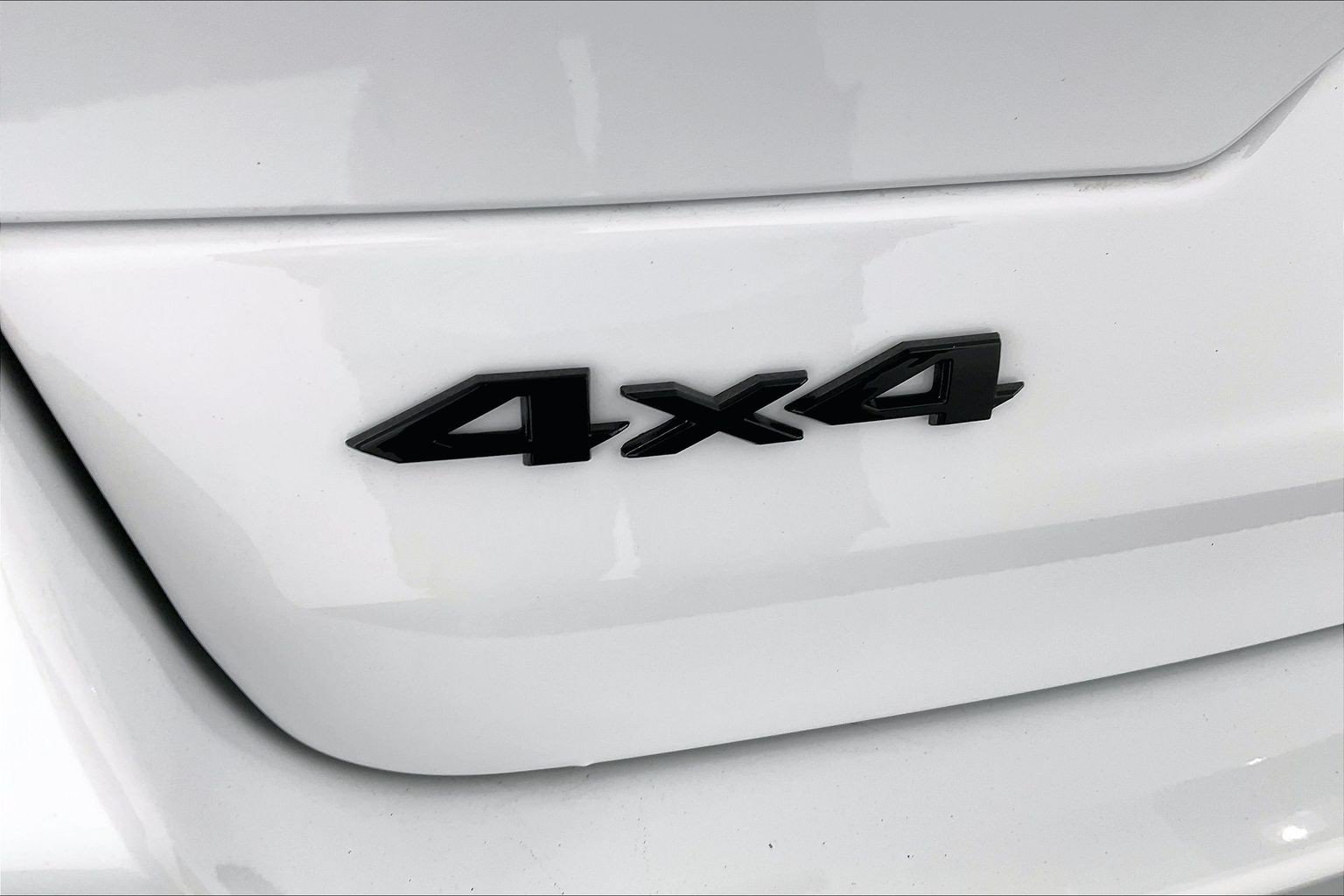 New 2027 Jeep Grand Cherokee Limited AWD/4WD image 17
