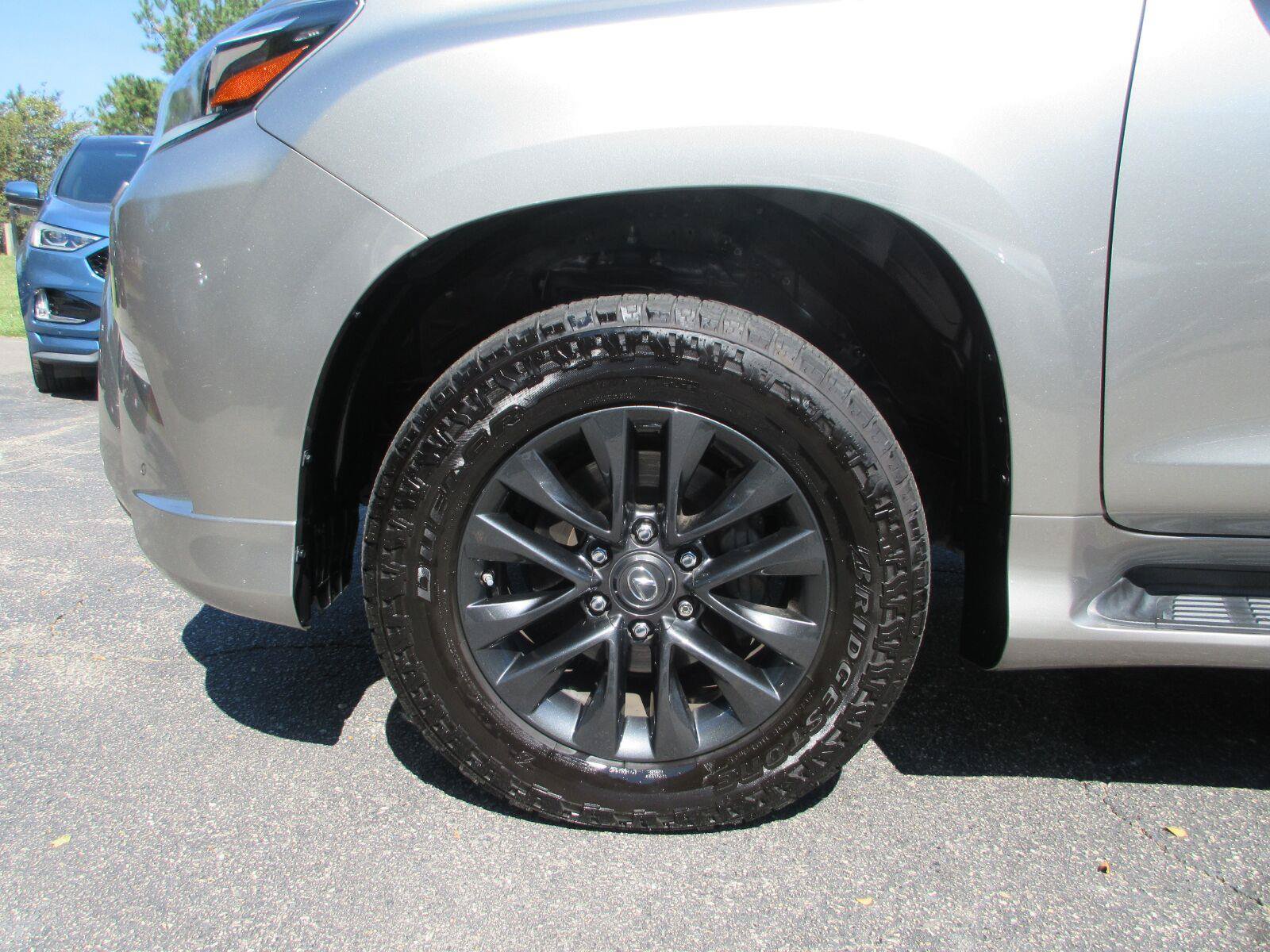 Used 2022 Lexus GX 460 Premium w/ Premium Plus Package AWD/4WD image 22