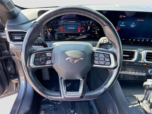 Used 2025 Ford Mustang Premium image 11
