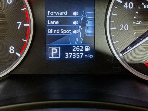 Used 2025 Nissan Sentra S FWD image 19