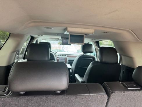 Used 2013 GMC Yukon XL Denali AWD/4WD image 25