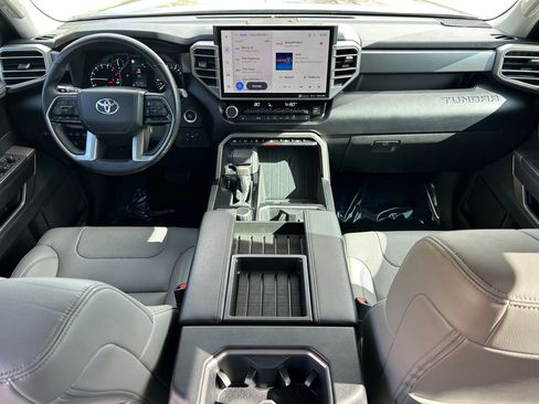 Used 2022 Toyota Tundra SR5 w/ Advanced Technology Package image 23