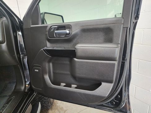 Used 2021 GMC Sierra 1500 AT4 w/ AT4 Premium Package AWD/4WD image 30