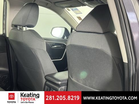 Certified 2023 Toyota RAV4 XLE image 21