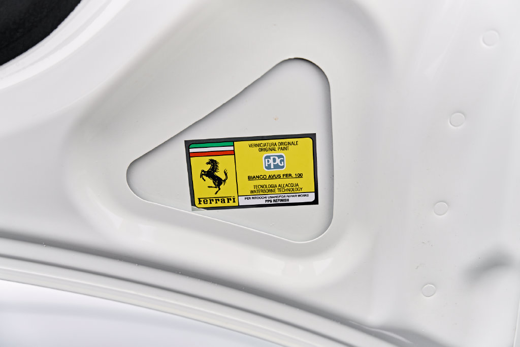 Used 2022 Ferrari Roma RWD image 27