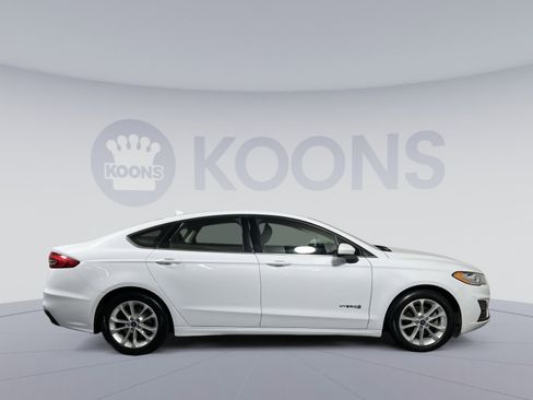 Used 2019 Ford Fusion SE image 8