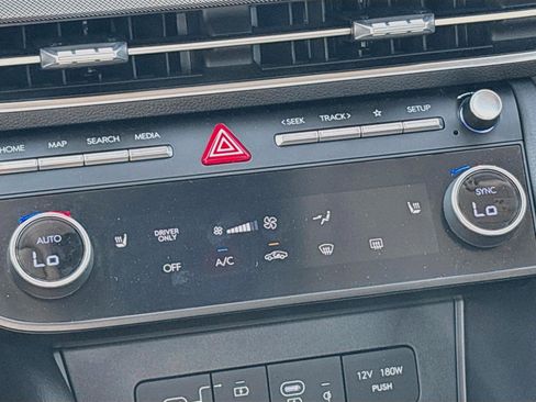 Certified 2025 Hyundai Sonata SEL FWD image 9
