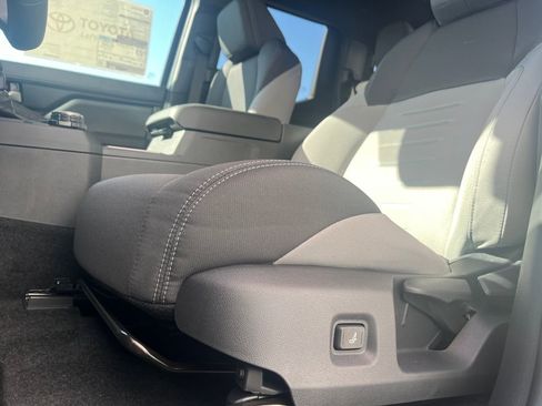New 2025 Toyota Tacoma TRD Off-Road image 9