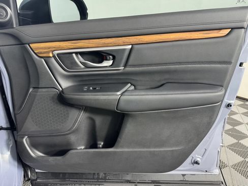 Used 2022 Honda CR-V Touring image 37