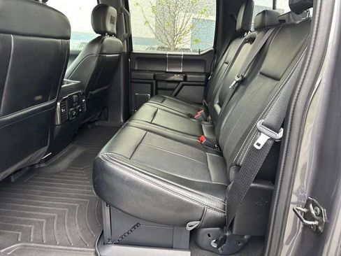 Used 2021 Ford F250 Lariat w/ Lariat Ultimate Package AWD/4WD image 8