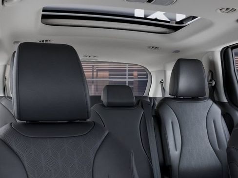 New 2026 Kia Carnival SX w/ SX Dark Edition Package FWD image 27