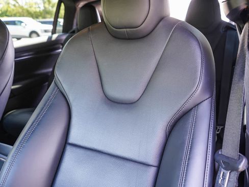 Used 2023 Tesla Model X AWD/4WD image 24