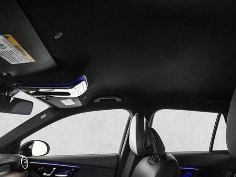 Certified 2025 Mercedes-Benz GLC 300 4MATIC image 17