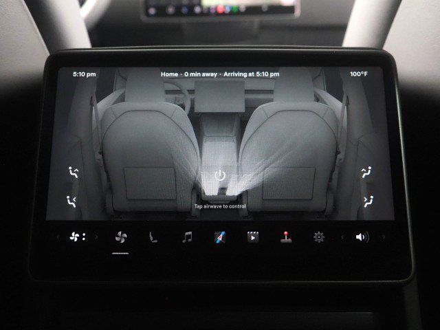 Used 2026 Tesla Model Y Long Range RWD image 23