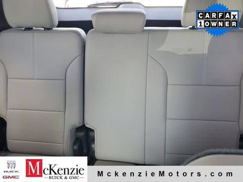 Used 2026 GMC Acadia Elevation w/ Elevation Premium Package AWD/4WD image 23