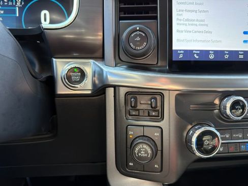 Used 2022 Ford F150 Lariat w/ Equipment Group 502A High image 41