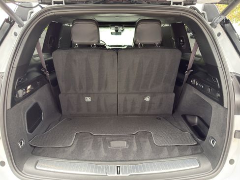 Used 2025 Jeep Grand Cherokee L Summit AWD/4WD image 8