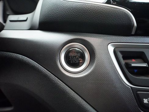 Certified 2023 Honda Ridgeline RTL image 31