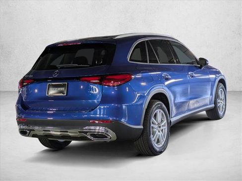 Certified 2026 Mercedes-Benz GLC 300 image 5