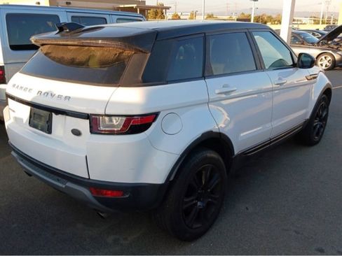 Used 2017 Land Rover Range Rover Evoque SE Premium image 3