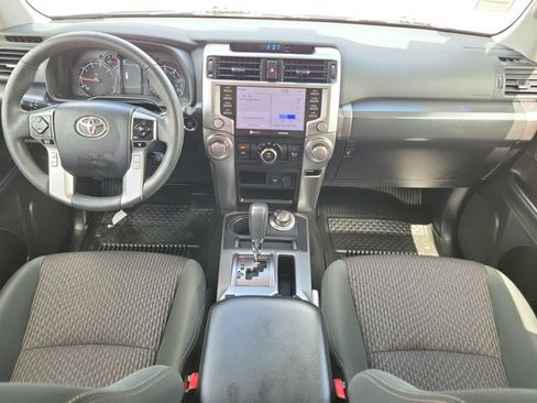 Used 2022 Toyota 4Runner Trail Special Edition AWD/4WD image 17