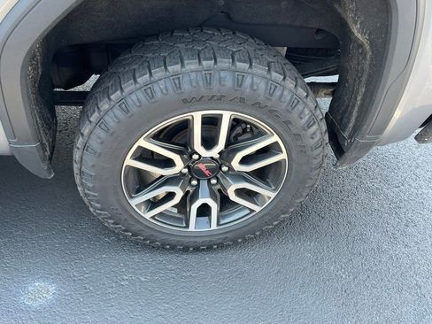 Used 2021 GMC Sierra 1500 AT4 image 5