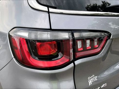 Used 2024 Jeep Compass Limited AWD/4WD image 29