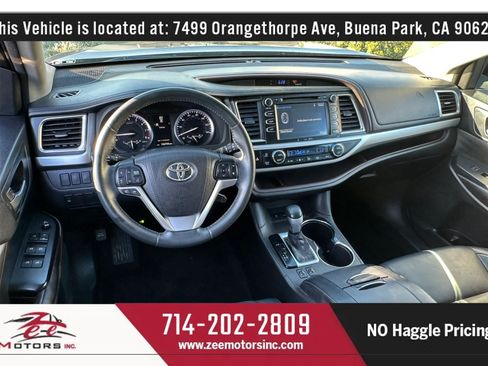 Used 2016 Toyota Highlander XLE AWD/4WD image 17