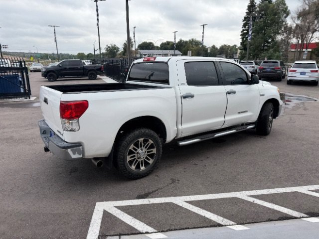 Used 2013 Toyota Tundra 4x4 CrewMax w/ SR5 Pkg image 12