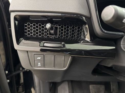 Certified 2024 Honda CR-V EX-L image 31