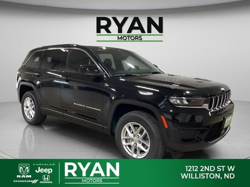 New 2026 Jeep Grand Cherokee Laredo X AWD/4WD image 1