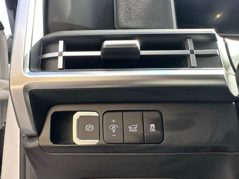 Used 2026 Hyundai Santa Fe SEL FWD image 26
