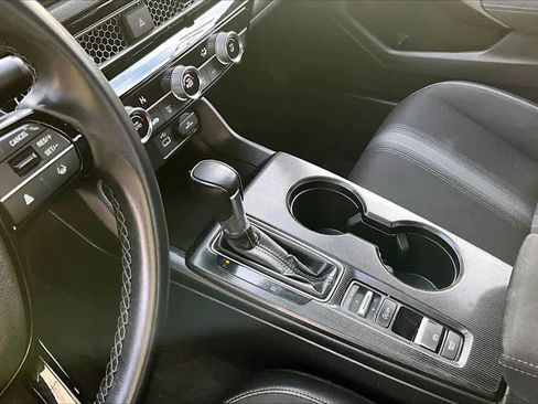 Used 2023 Honda Civic Sport image 8