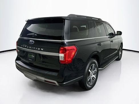 Used 2022 Ford Expedition XLT RWD image 9