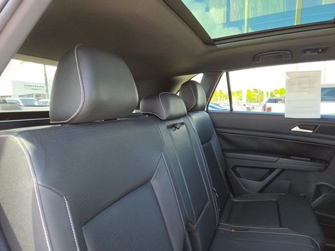 Used 2020 Volkswagen Atlas Cross Sport SEL image 14