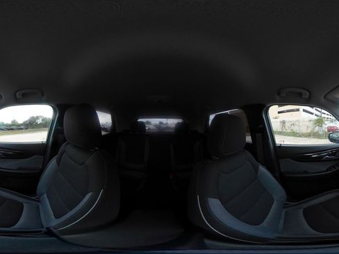 Used 2025 Chevrolet TrailBlazer LT image 40