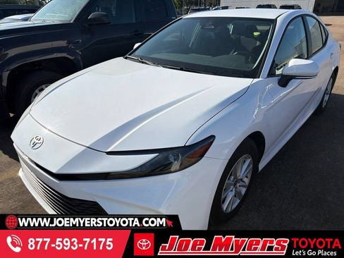 Used 2026 Toyota Camry LE FWD image 1