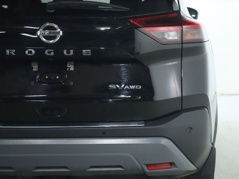 Used 2021 Nissan Rogue SV w/ Premium Package image 46