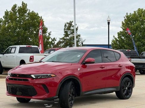 Used 2024 Dodge Hornet R/T w/ Track Pack AWD/4WD image 8