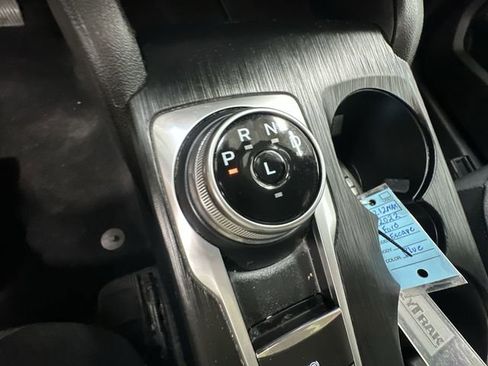 Used 2022 Ford Escape SE w/ SE Sport Appearance Package image 21