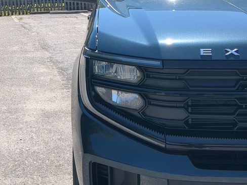 New 2026 Ford Expedition Active RWD image 8