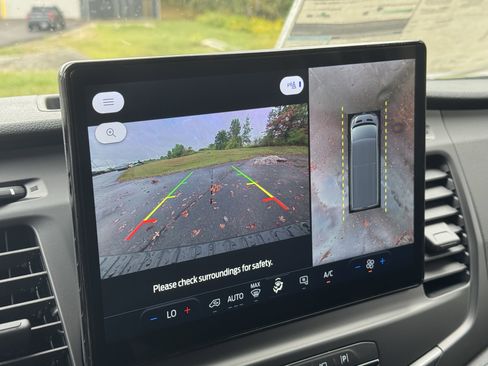 New 2025 Ford Transit 250 Base image 17