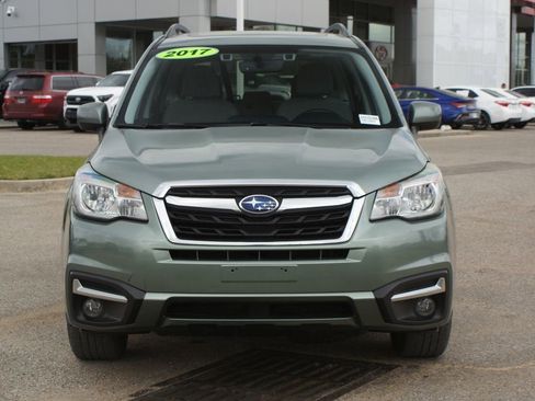 Used 2017 Subaru Forester 2.5i Premium AWD/4WD image 15