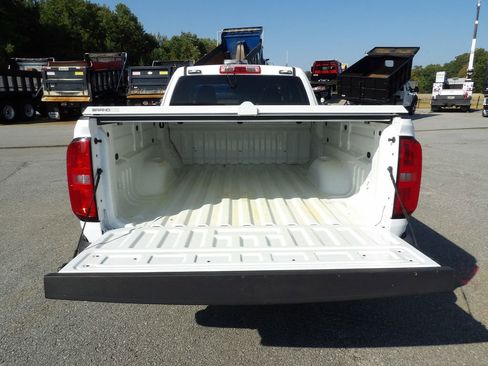 Used 2022 Chevrolet Colorado LT w/ Fleet Safety Package RWD image 43